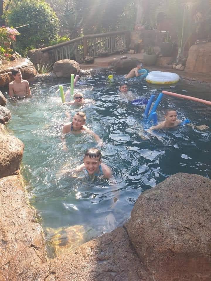 Canyon Guest Villa Ходспруит Екстериор снимка